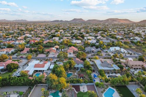 4822 Avenida Del Rey, Phoenix AZ  85083-2203 exterior