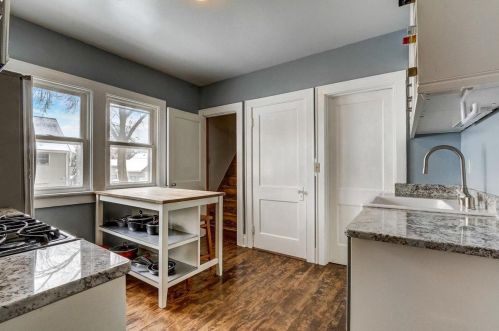 1983 76, Milwaukee WI 53219-1128 exterior