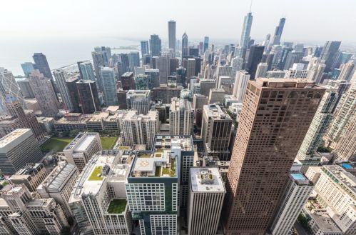 180 Pearson St, Chicago IL 60611-2130 exterior