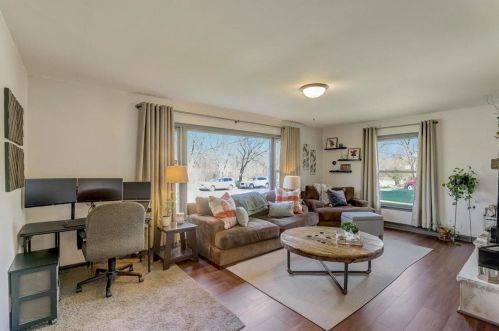 5563 Argyle Ave, Milwaukee, WI 53209-5078