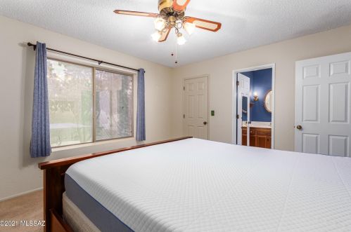 4578 Camino De Ln Codorniz, Tucson AZ 85745-9592 exterior