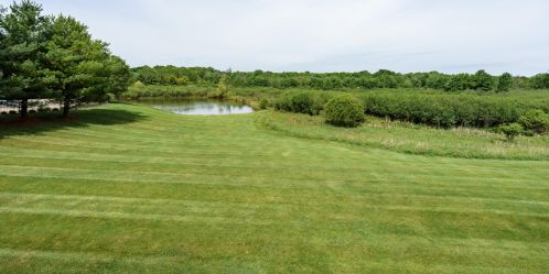 8690 Oakland Hl Cir, Kalamazoo MI 49024-5298 exterior