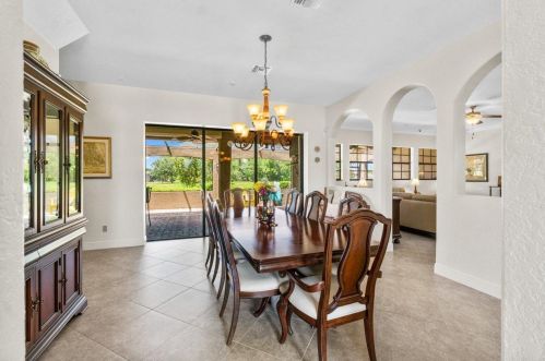 5811 Blue Bonnet Ct, Fort Pierce FL  34986-4186 exterior