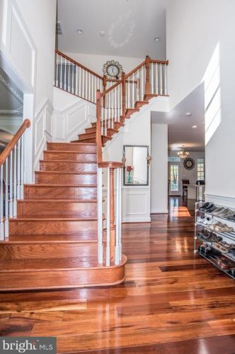 8106 Ashton St, Alexandria VA 22309-1345 exterior