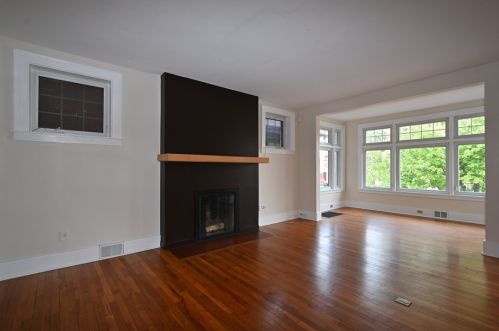 1122 King Ave, Pittsburgh PA 15206-1436 exterior