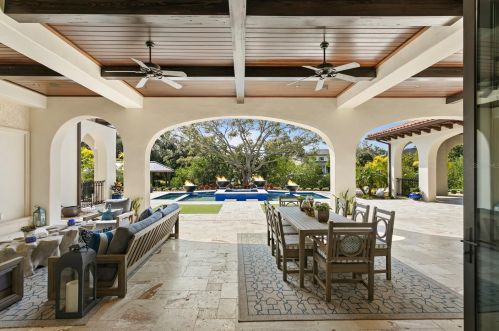 2621 Dundee St, Tampa FL  33629-7516 exterior