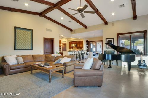 3632 Camino De Jaime, Tucson AZ  85718-7432 exterior