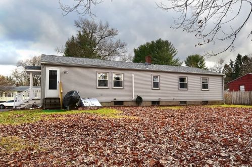 20 Nancy Dr, Enfield CT 06082-2632 exterior