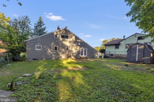 413 49th St, Camden NJ  08110-3910 exterior