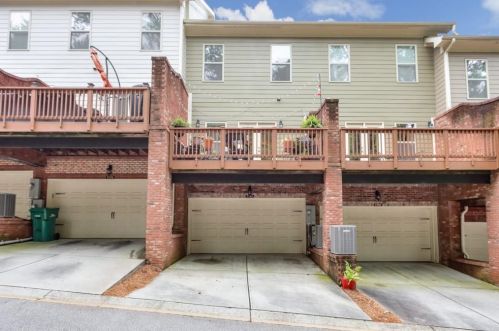 7360 Glisten Ave, Atlanta GA 30328-2876 exterior