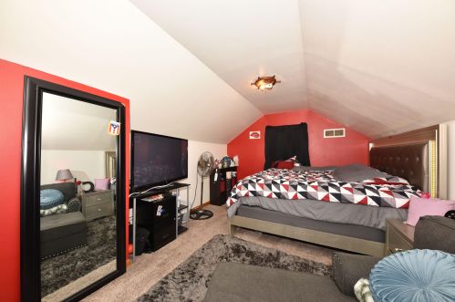 4572 70th St, Milwaukee WI  53218-5407 exterior