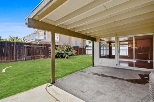 1908 Sierra Espadan Rd, Perris CA 92571-3441 exterior