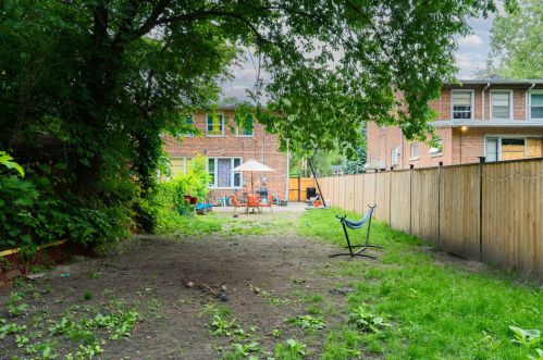 9157 Burnside Ave, Chicago IL  60619-7359 exterior