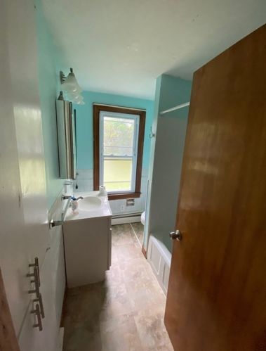 302 Springfield St, Chicopee MA 01013-2834 exterior