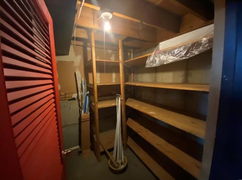 1312 Ross Ave, Saint Louis MO 63146-3817 exterior