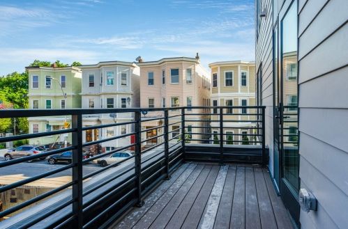 287 Maverick St, Boston MA  02128-2311 exterior