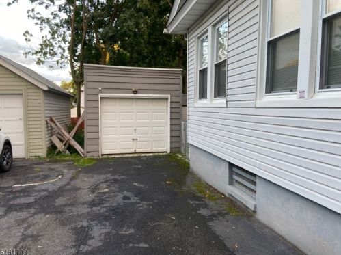 1439 Bond St, Industrial Hillside, NJ 07205-1660