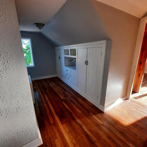 9807 Sarasota Pl, Milwaukee WI 53222-1413 exterior