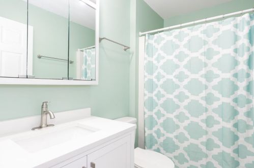 5806 Coddington Ln, Kalamazoo MI 49009-1791 exterior