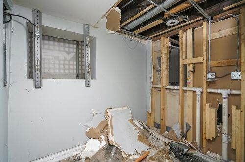 7413 King Dr, Chicago IL 60653-4145 exterior