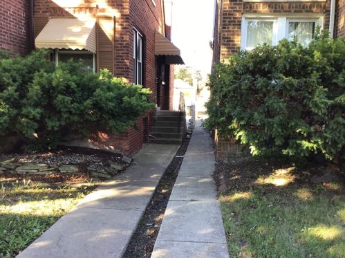 10318 Eberhart Ave, Chicago, IL 60628-2932