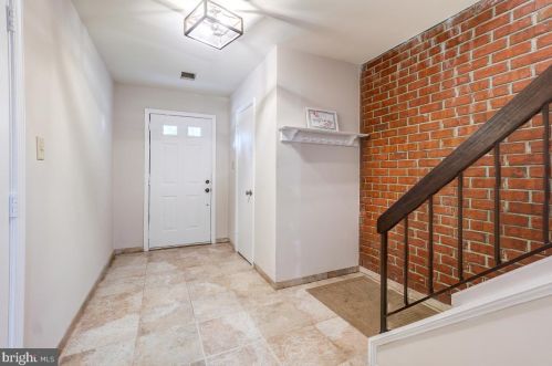 717 Twin Holly Ln, Silver Spring MD 20910-4665 exterior