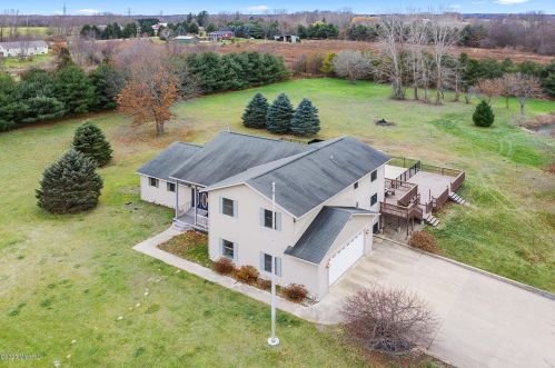 2730 60 St, Fennville MI 49408-9414 exterior