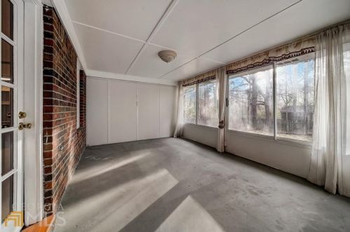 2128 Rockdale Cir, Lithonia GA 30078-3450 exterior