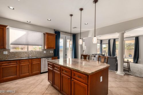 16420 16 Ln, Phoenix AZ 85045-0815 exterior