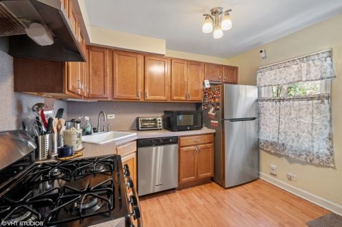 4152 Pioneer Ave, Chicago IL  60634-1030 exterior