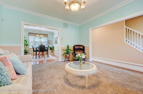 327 Frank Applegate Rd, Jackson Twp NJ  08527-4217 exterior