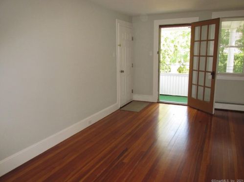 103 Whittlesey Ave, Wallingford CT  06492-3621 exterior