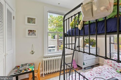 110 Duddington Pl, Washington DC 20003-2610 exterior