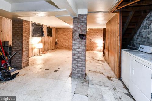 4609 Clay St, Washington DC 20019-1422 exterior