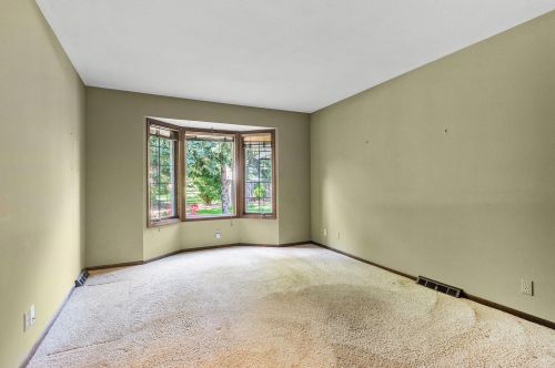 2277 Radcliff Cir, Grand Rapids MI 49546-7725 exterior