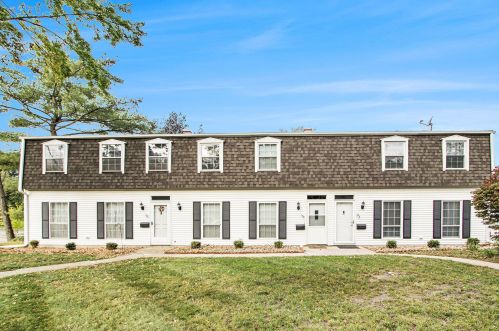 128 Haymac Dr, Kalamazoo, MI 49004-1733