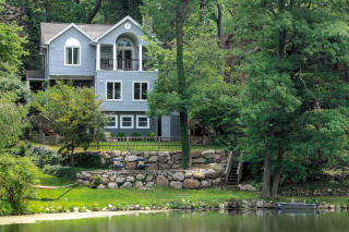 6 Lakeside Trl, Kinnelon, NJ 07405-2842