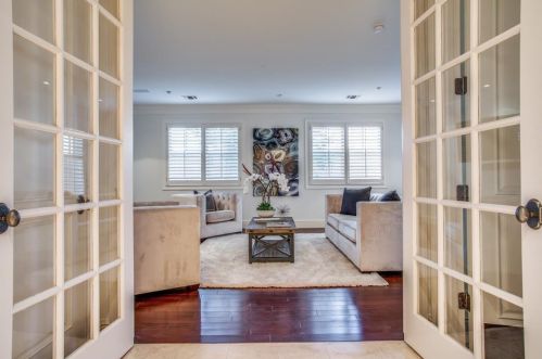 3352 Blackburn St, Dallas TX  75204-1531 exterior