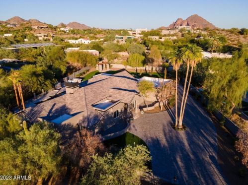 5801 30th St, Phoenix AZ  85016-2401 exterior