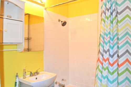 1329 91, Milwaukee WI 53224-4712 exterior