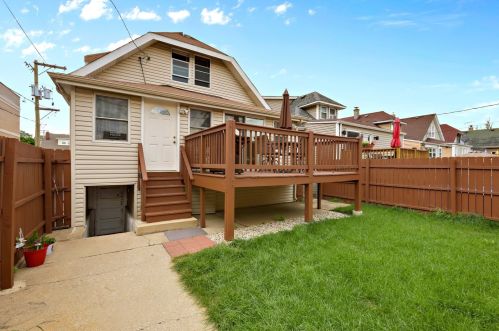 4744 Laramie Ave, Chicago IL 60803-6818 exterior