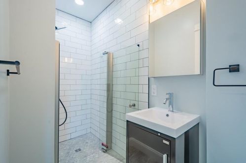 1714 Buena Vis St, Pittsburgh PA 15212-3927 exterior