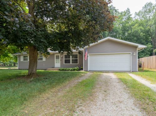 5395 Clato St, Kalamazoo, MI 49004-9589