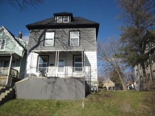 2837 Palmer St, Milwaukee WI  53212-2435 exterior