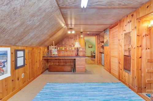 212 Hopkinton Rd, Concord NH 03301-7911 exterior