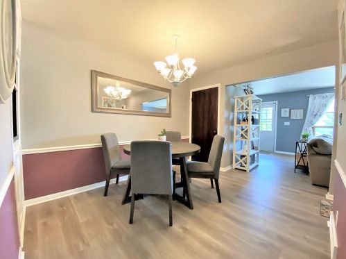 5086 Colonial Ct, Milwaukee WI 53220-2013 exterior