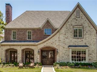 7502 Marquette St, Dallas TX  75225-4521 exterior