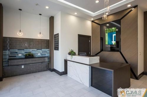 3212 Pine Valley Way, Piscataway NJ  08854-6473 exterior