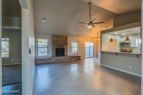 10455 Bridgestone Pl, Tucson AZ 85730-5001 exterior