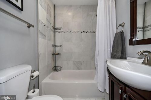 1783 Lyman Pl, Washington DC 20002-3007 exterior